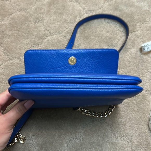 Michael Kors Bedford Pebbled Leather Chain Crossbody - Picture 12 of 16